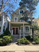 2625 N Central Park Ave in Chicago, IL - Building Photo