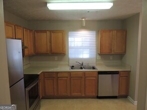 5659 Windfall Ln in Lithonia, GA - Building Photo - Building Photo