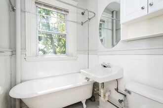 49 Worthington St, Unit 35 in Boston, MA - Foto de edificio - Building Photo