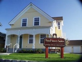 Third Street Suites Apartments