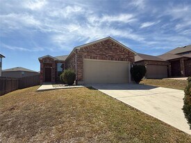 510 New Bridge Dr in Kyle, TX - Building Photo