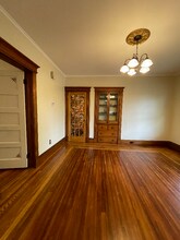 8 Woodland St in Vernon, CT - Building Photo - Building Photo
