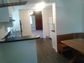 209 E Montgomery Ave in Hatboro, PA - Building Photo - Building Photo