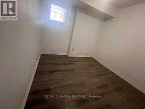 1715 Adirondack Chase in Pickering, ON - Building Photo - Building Photo