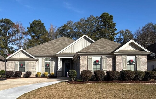 property at 9151 Cres Lodge Cir