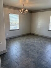 939a E Divisadero St in Fresno, CA - Building Photo - Building Photo
