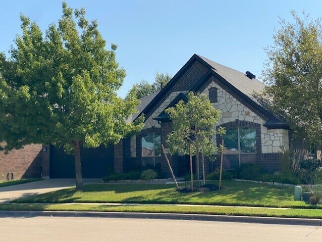 9820 Bison Ct in Fort Worth, TX - Building Photo - Building Photo