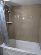 500 Doris Ave in Toronto, ON - Building Photo - Building Photo