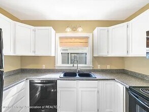 534 Glendale Ave in Lansing, MI - Building Photo - Building Photo