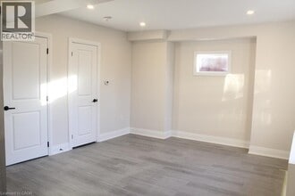 155 Prospect St N in Hamilton, ON - Building Photo - Building Photo