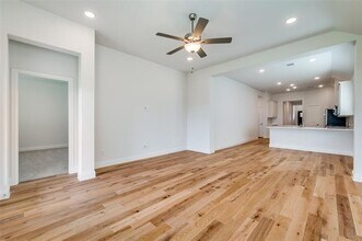924 Apeldoorn Trl in Little Elm, TX - Building Photo - Building Photo