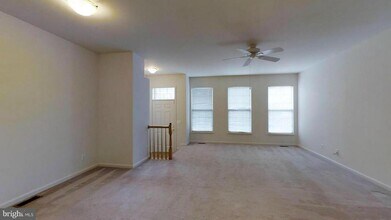 2503 James Monroe Cir in Herndon, VA - Building Photo - Building Photo
