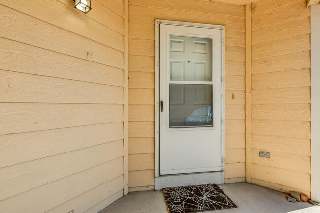 10974 E 96th Pl in Commerce City, CO - Building Photo - Building Photo
