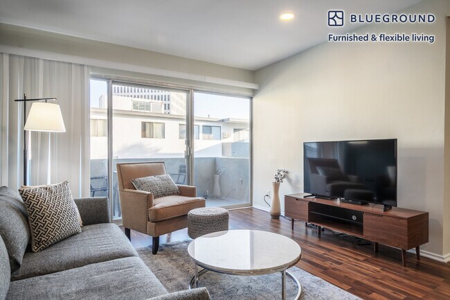 11645 Gorham Ave in Los Angeles, CA - Building Photo - Building Photo