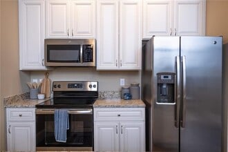 413 Central Ave in Pawtucket, RI - Building Photo - Building Photo