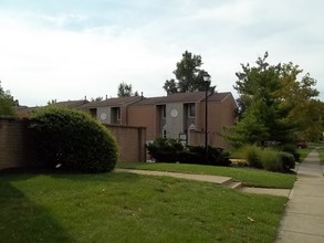 York Terrace North in Columbus, OH - Building Photo - Building Photo