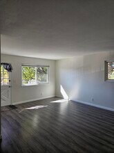 1107 Carlsbad Pl, Unit 1107 Carlsbad Place in Ventura, CA - Building Photo - Building Photo