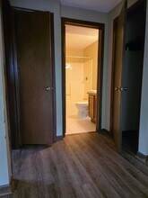 60 Oakridge Dr in West Seneca, NY - Building Photo - Building Photo