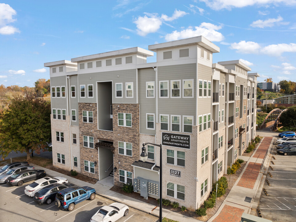 Gateway Apartments in Winston-Salem, NC - Foto de edificio