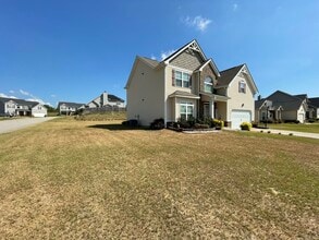 4050 Oval Ter in Graniteville, SC - Building Photo - Building Photo