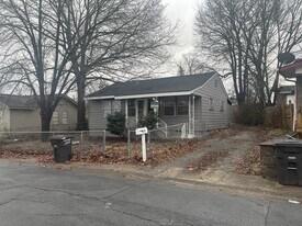 117 Roosevelt Cir in Jacksonville, AR - Building Photo