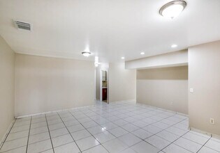 6480 SW 160th Ct in Miami, FL - Foto de edificio - Building Photo