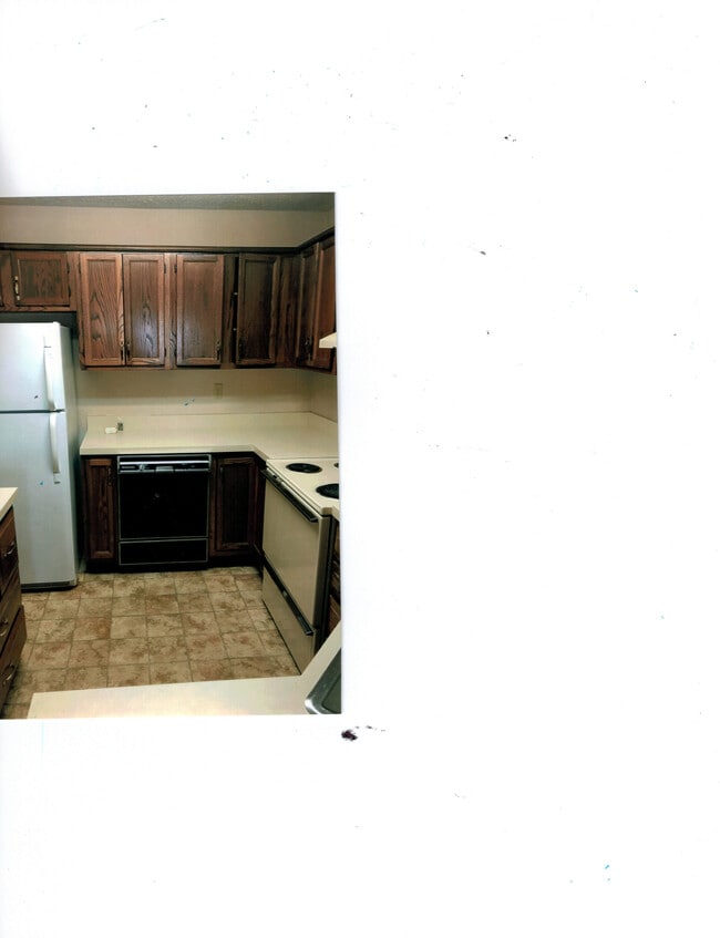 323 Northwind Dr in Hopkinsville, KY - Foto de edificio - Building Photo