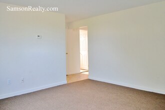 25 Waterman Ave in East Providence, RI - Building Photo - Building Photo