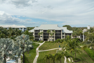 Bay Colony at Juno Beach in Juno Beach, FL - Building Photo - Building Photo