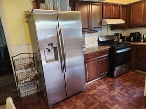 55 Worrall Ave, Unit Apt 1 in Poughkeepsie, NY - Foto de edificio - Building Photo