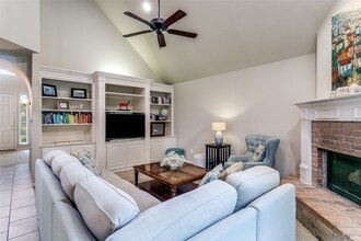 106 Ascot Dr in Southlake, TX - Building Photo - Building Photo