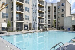 2000 James Jackson Pkwy NW in Atlanta, GA - Building Photo