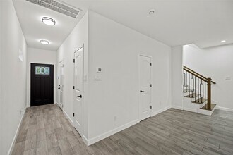 1071 St Clair St in Houston, TX - Building Photo - Building Photo