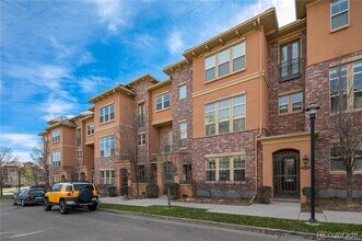 10124 Inverness Main St in Englewood, CO - Building Photo - Building Photo