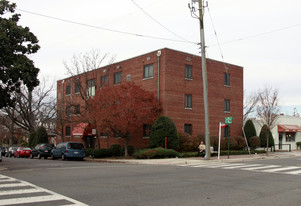 Del Rey Nelson Apartments