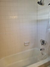 1611 Green Ln in Lantana, FL - Building Photo - Building Photo