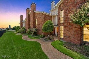 8 Meadow Creek Dr in Bossier City, LA - Building Photo