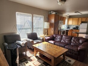 529 Mitchell St in Laramie, WY - Building Photo - Building Photo