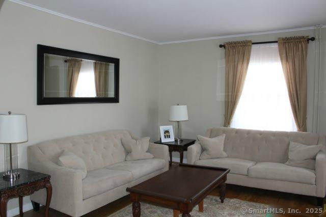 274 Edison Rd in Trumbull, CT - Building Photo - Building Photo