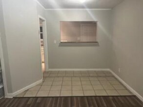 1712 W 8th St in Freeport, TX - Building Photo - Building Photo