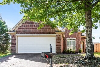 9771 Misty Bay Cove in Arlington, TN - Building Photo - Building Photo