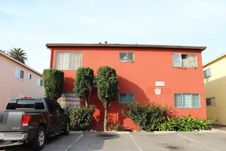 3761 S. Barrington Ave in Los Angeles, CA - Building Photo - Interior Photo