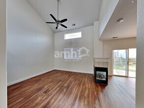 19751 E 58th Pl in Aurora, CO - Foto de edificio - Building Photo