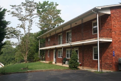 64 Webb Cove Rd in Asheville, NC - Building Photo