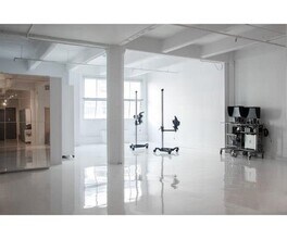 150 BAY St in Jersey City, NJ - Building Photo - Building Photo