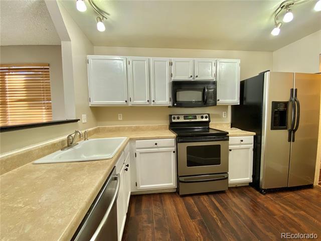 17910 E Cornell Dr in Aurora, CO - Building Photo - Building Photo