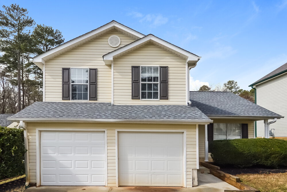 819 Tradd Ct in Stone Mountain, GA - Building Photo