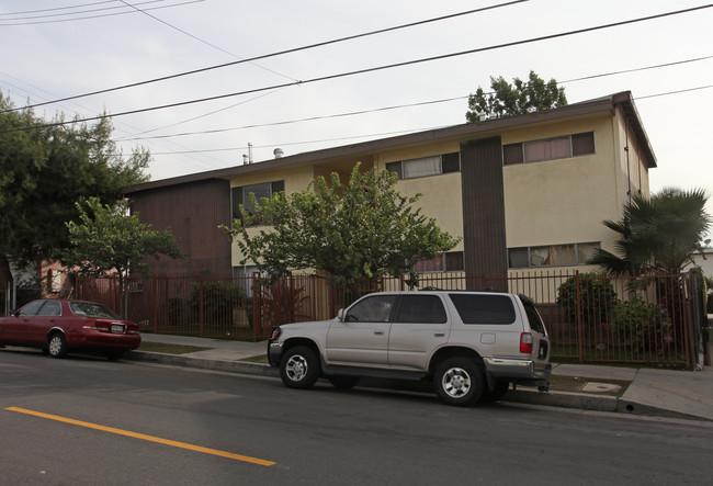 5624 Meridian St in Los Angeles, CA - Building Photo - Building Photo