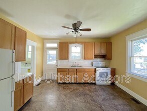 1213 E Hanna Av in Indianapolis, IN - Building Photo - Building Photo