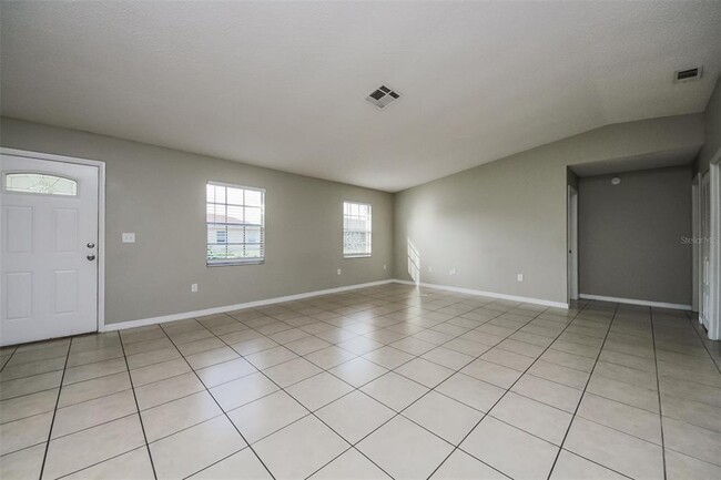 211 Cobalt Dr in Kissimmee, FL - Building Photo - Building Photo
